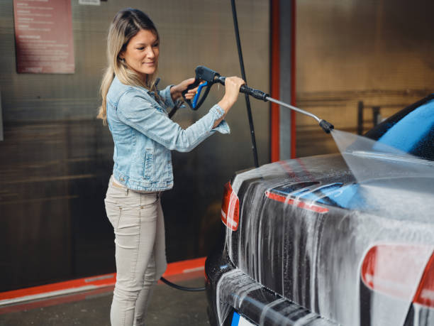 Best Garage Pressure Washing  in Delaware, OH